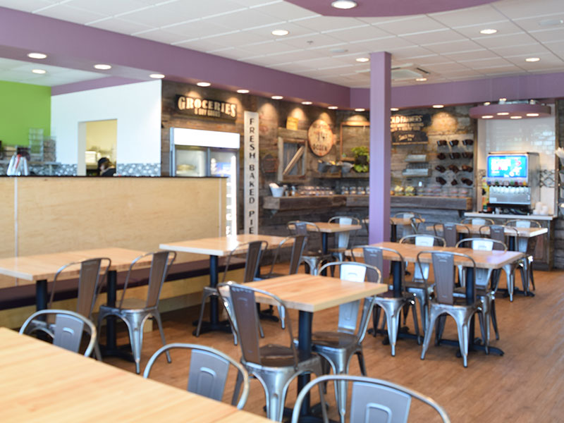 Lamont Companies The Junction Restaurant in Aberdeen SD - Interior Seating Area